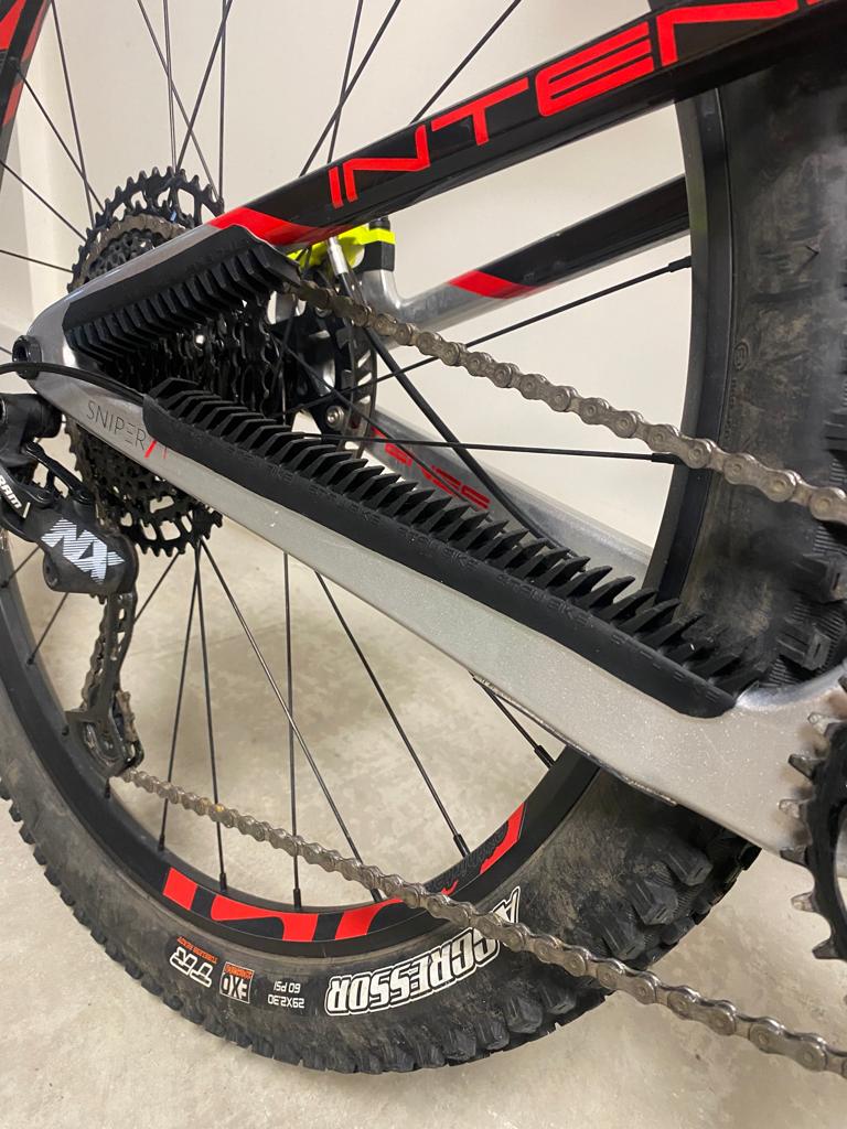 STFU BIKE - STAY GUARD WIDE