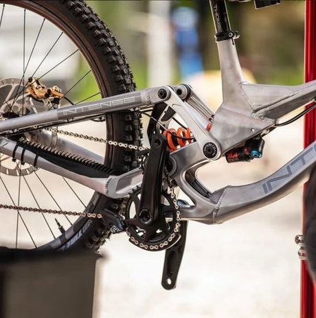 STFU BIKE - STAY GUARD WIDE