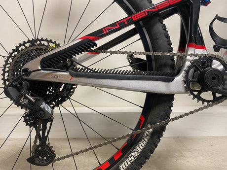 STFU BIKE - STAY GUARD WIDE